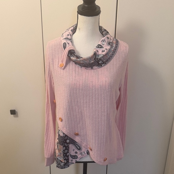 Sweaters - Pink Paisley Women's Sweater